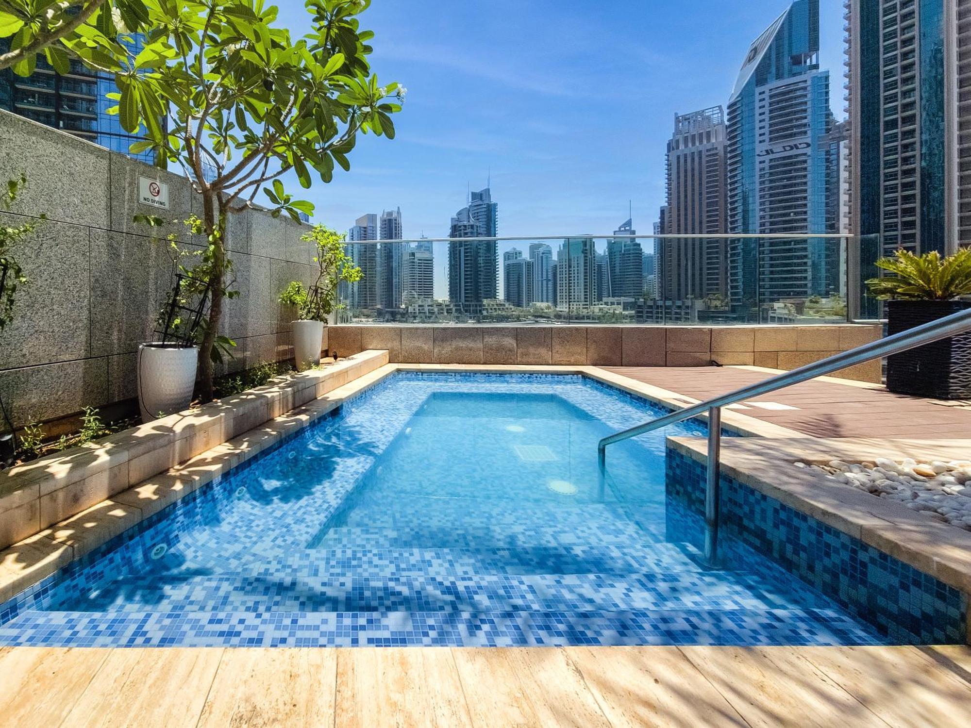 Ultra Modern 1Bd In Damac Heights Marina Dubai Exterior foto