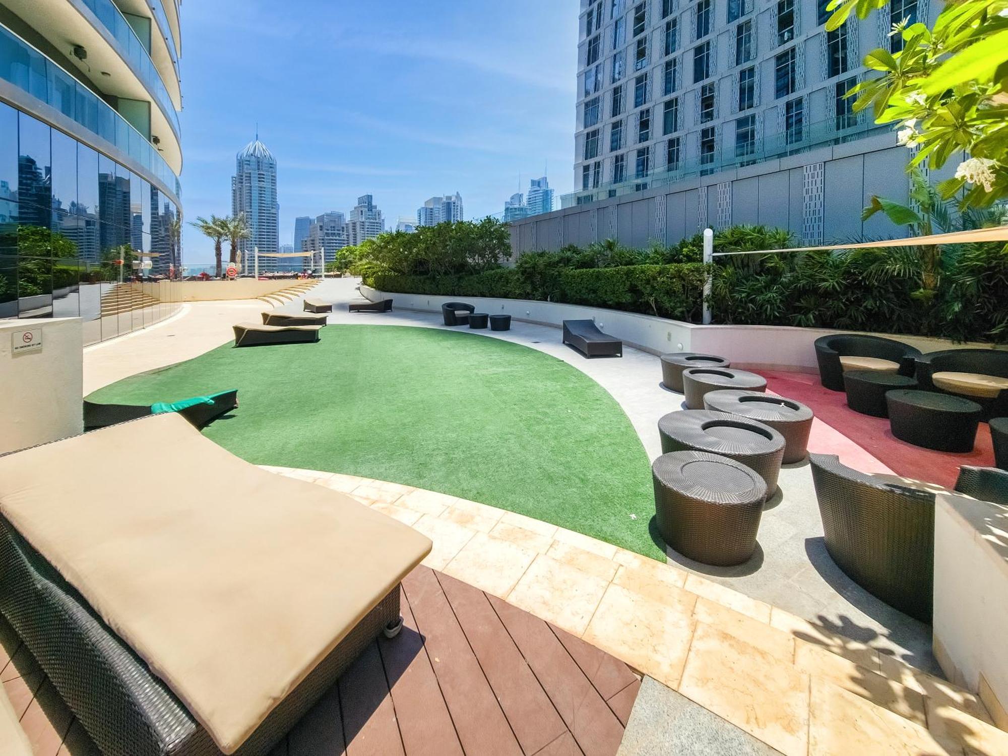 Ultra Modern 1Bd In Damac Heights Marina Dubai Exterior foto